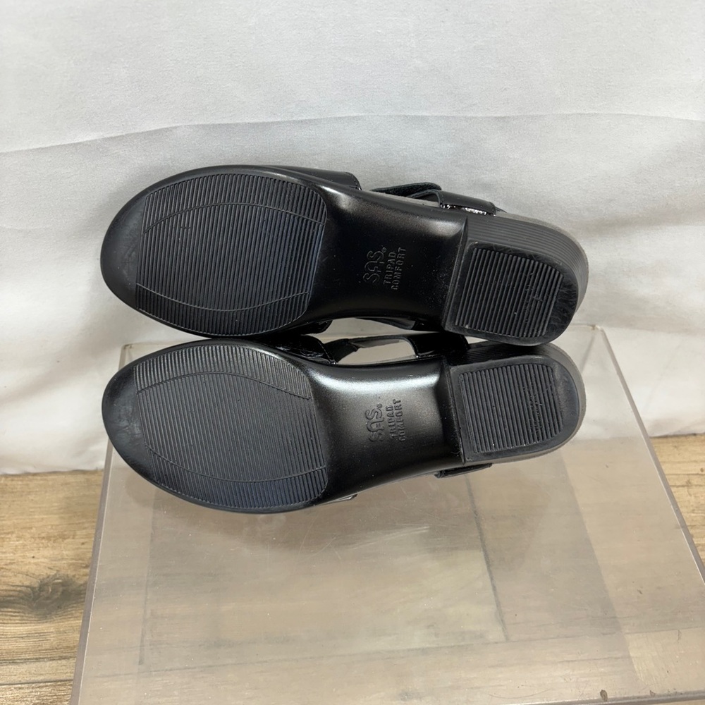 SAS 6.5 W Sunburst Patent Leather Black Heel Strap Sandal New with box. - Picture 8 of 10